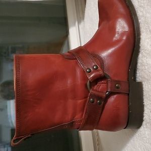 Frye red boots, short engeneer